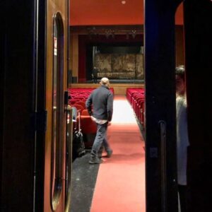 Alessandro Baricco Instagram - Sempre Teatro Puccini, Firenze.