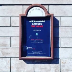 Alessandro Baricco Instagram - Lì, bello incorniciato.
