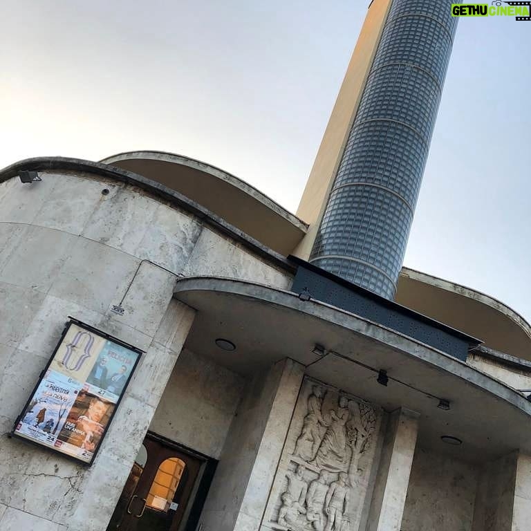 Alessandro Baricco Instagram - Teatro Puccini, Firenze.