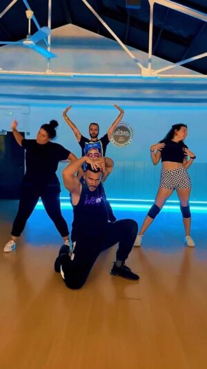 Alex Bullon Instagram - #CLAWS 💔🦅 @kimpetras #kimpetras
#alexbullonchoreography @alexbullon23 #alexbullon

#feedthebeast #dance #danceclass #commercialdance #jazzfunk #danceon #dancevideo #igdancers #dancersofinstagram #danceworld #worldofdance