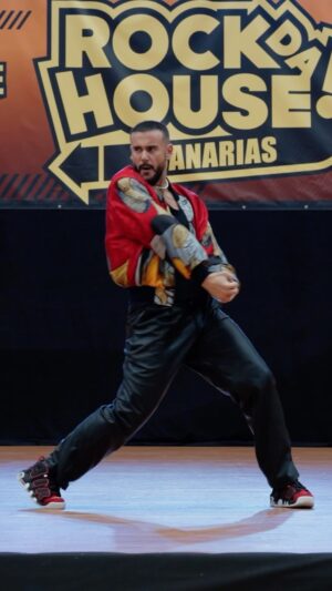 Alex Bullon Instagram - Que locurote de demo que se marcó en Canarias Alex. Espectacular 🔥🤩💜

Judge: @alexbullon23 
🏭 @rockdahousetour 
🎥 @lacoronitaprod 

#rdhtour #rockdahousecanarias