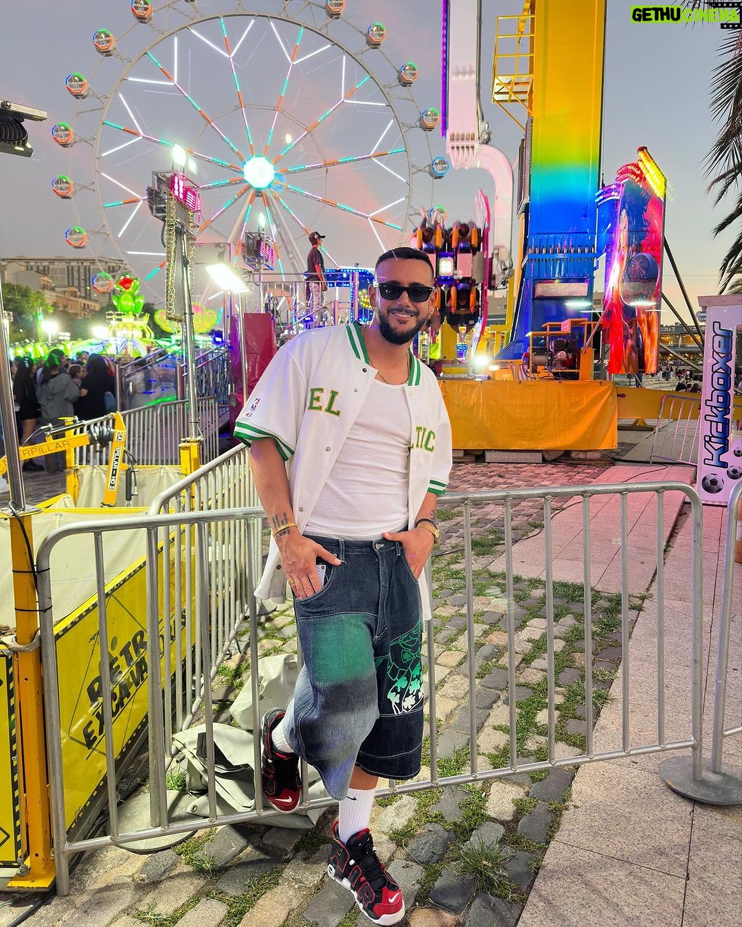 Alex Bullon Instagram - #MERCE2023 #barcelona 🎡🎢🎟️🌊 La Barceloneta, Barcelona