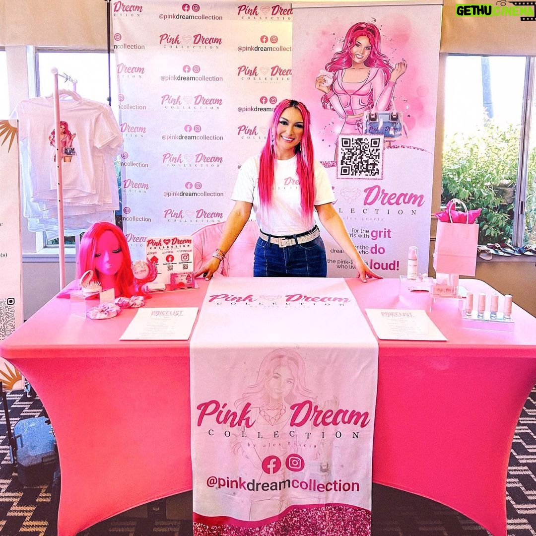 Alex Gracia - 789 Likes - Today was my first pop-up event for @pinkdreamcollection. Thank you to all of the pink dreamers out there who support & inspire me.
Because of you I am more confident to take the big jumps off of cliffs because I know that together we can take over the universe🫶💕
Special shout-out to @bossbabesunday for having me as a special guest & giving me the chance to expand my business💖 I can’t wait to do it again!