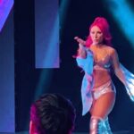 Alex Gracia Instagram - I love my job! And I love my Adorable Compact Comb & Mirror from @pinkdreamcollection 😏🪞💕 Video from @itsmechase84 Las Vegas, Nevada