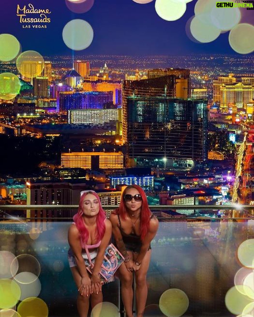 Alex Gracia - 653 Likes - Can we pretend like this birthday post was on time? 😅🎉🥳💖 Vegas with @mirandaalize!