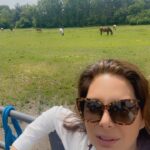 Alex Meneses Instagram – Half an hour outside the city.  Gotta love Chicago. 

#equestrian #equestrianlife #horse #horseriding #momlife #horse #mommylife #momstyle #momanddaughter #love #instagood 
@stanleylukefarm @dunhamwoodsfarm @seven.oaks.farm @oldbarrington @seven.oaks.farm @nineacresfarmgoats @double_j_riding_club