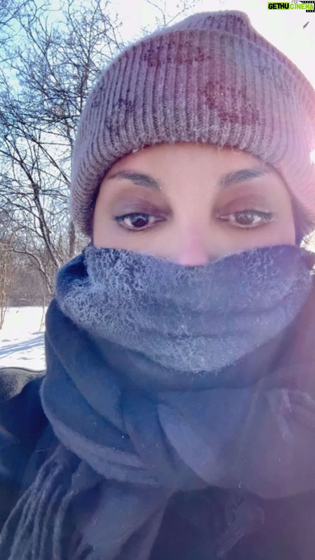 Alex Meneses Instagram - It’s -7. Look at the icicles on my eyelashes.😂