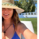 Alex Meneses Instagram – Just a little more summer…please.🙏🏼

There are Christmas decorations at Costco.  No joke.

#notreadyforfall #notreadyforwinter #more #sun #and #fun