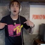 Alexandr Belonogov Instagram - Дико краткий видос, например, про 25-летие MTV Россия в одной венгерской рюмочной на бульварах столицы! @falstartbar @menzodjs #MTV25 #menzodj #АлександрАнатольевич 🎙️🤓📡💻📻📺🇷🇺 Falstartbar