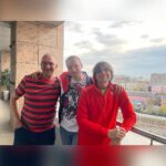 Alexandr Belonogov Instagram - Миша, Андрюша и Саша напоминают, что НХП на @radio.kp в субботу в 09:00 утра, в воскресенье в 20:00 по Москве. Не прогуливайте, не пропускайте. Мы побежали подводить итоги, потому что голосование только что закончилось. Хотите узнать результаты - до встречи в эфире! #АлександрАнатольевич 🎙️🤓📡💻📻📺🇷🇺