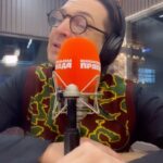 Alexandr Belonogov Instagram - «Ой, полным полна моя коробушка…» и далее по тексту. Это наша любимая литературная рубрика, но есть и другие, да всё есть. Слушайте в субботу в 09:00, в воскресенье в 20:00. Смотрите всё здесь: https://youtu.be/KsX6A_3jS7w?si=0DjO9rDOoQv_uCWJ @radio.kp #АлександрАнатольевич 🎙️🤓📡💻📻📺🇷🇺