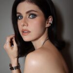 Alexandra Daddario Instagram - . . . 💄 @hungvanngo 💇‍♀️ @themartyharper 👗 @emmajademorrison ⌚️ @tagheuer