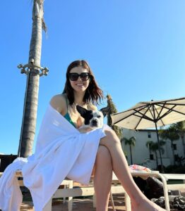 Alexandra Daddario Instagram - 🏖️☀️