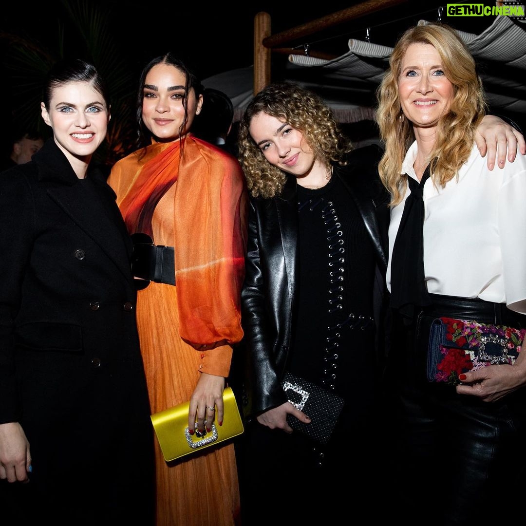Alexandra Daddario Instagram - @rogervivier the best dinner with best people Thank you @laurabrown99 @lauradern @gherardofelloni
