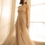 Alexandra Daddario Instagram - Follow @AlexandraDaddario as she gets ready for the 74th Primetime Emmys where she was a nominee for her performance in “The White Lotus”. Take a behind the scenes look at her beaded #DiorCouture gown by @MariaGraziaChiuri as she opens up about her first #Emmys red carpet and her favourite @DiorBeauty makeup. © Video: @AmilcarKG Photo: @KatiaTemkin
