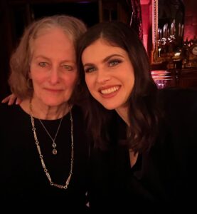 Alexandra Daddario Instagram - On our way out the door to the @rogervivier dinner, my mom said “I think you have too much side boob,” and I told her “no I don’t mom, it’s totally covered.” Thank you @kiernanshipka @laurabrown99 @gherardofelloni for such a fun night!!!