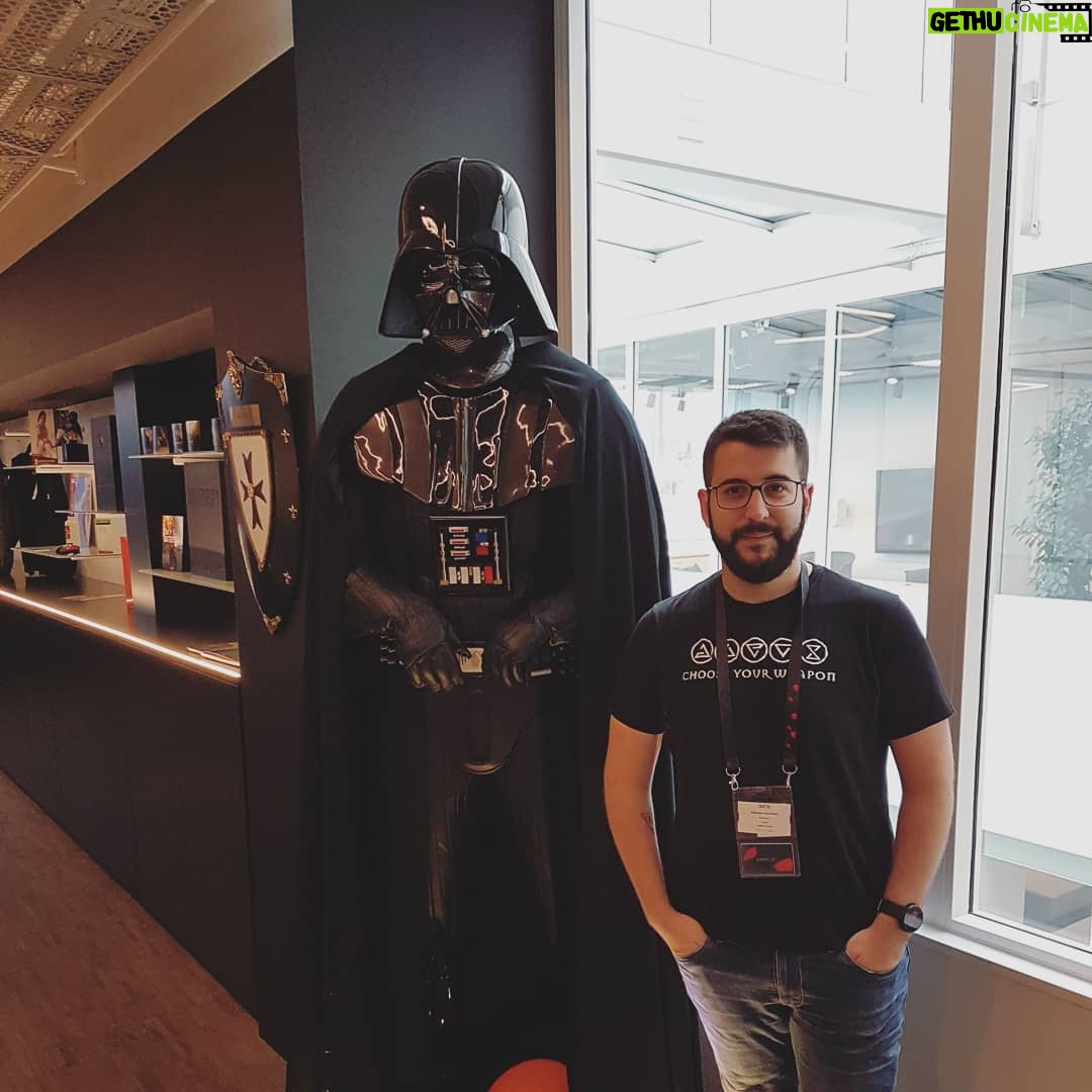 Alexelcapo Instagram - Aquí con Jean-Luc Picard, mi capitán favorito de la Federación