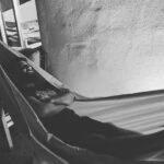 Alexelcapo Instagram - Soldado norteamericano durmiendo después de 24h en las trincheras. Francia 1916.