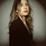 Alexia Fast Instagram - Spotlight. @karolinaturekphotography makeup by @swankmakeup