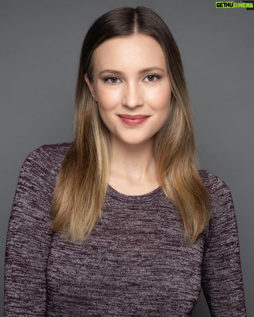 Alexia Fast Actress Alexia Fast HD Instagram Photos and Wallpapers November 2023 ...