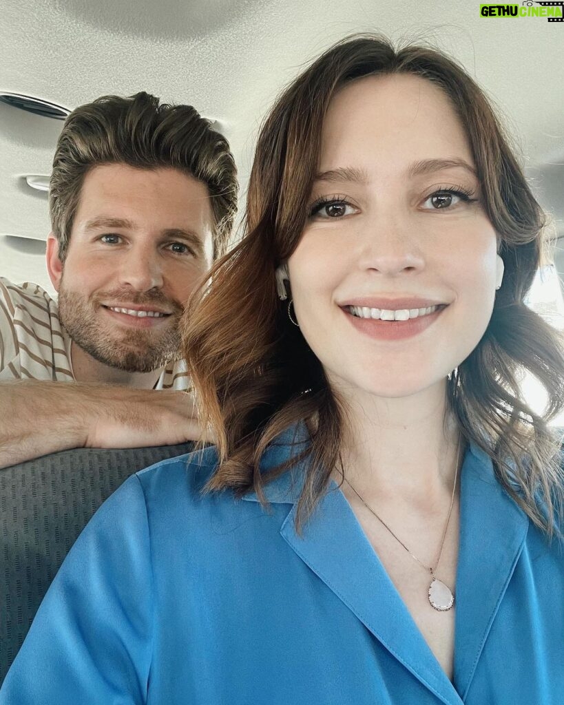 Alexia Fast Instagram - It’s always fun on set when you’re working with a gem! @fromdrewtoyou Excited for you to see this love story of a film. Candid About Love.