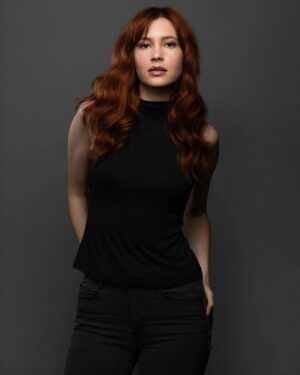 Alexia Fast Instagram - Love this shot by @kenchengphotography 
Red head by @baileyy.murphyy 
Pose by @purealexiafast 😜