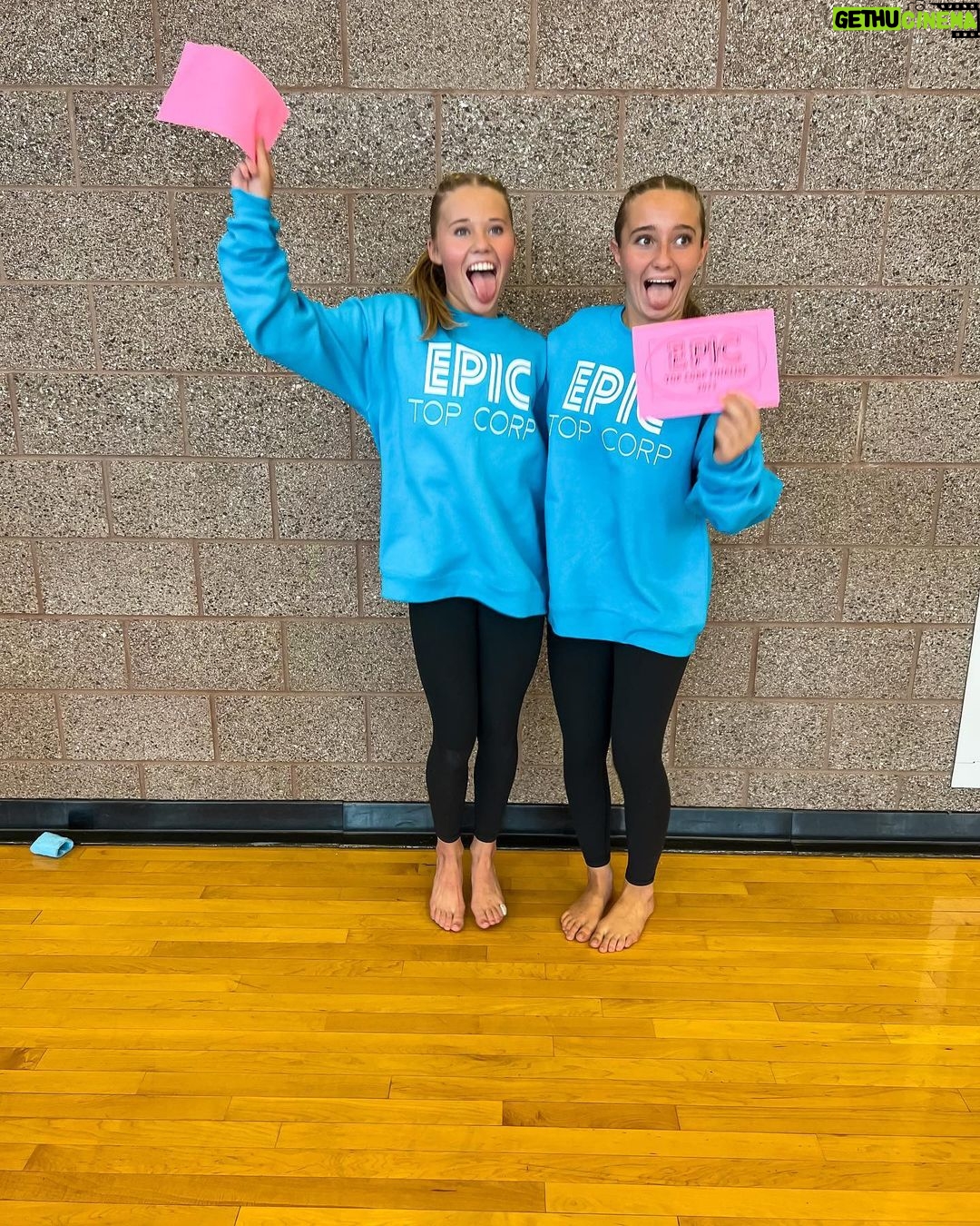 Alexus Oladi Instagram - Camp was epic 😛