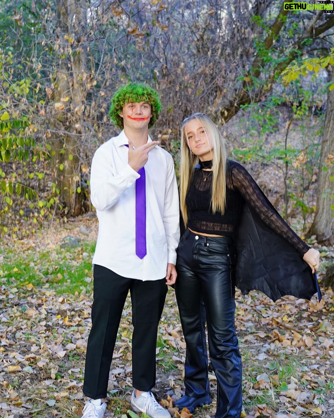 Alexus Oladi Instagram - harvest with ben! 😁🃏