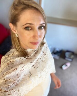 Ali Bastian Instagram - Introducing ‘Samantha’ from #wehunttogether @alibichannel So much fun working on this last summer 🎬❤️🍾