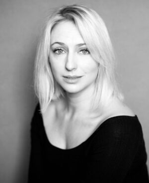 Ali Bastian Instagram - It’s finally out!! Catch me on @alibichannel #wehunttogether series this Thursday at 9pm!! #❤️🎥 Starring the wonderful @teamevemyles #babouceesay @hermionecorfield directed by @bexrycroft ❤️ 📸:@darrenphotog