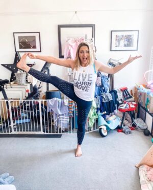 Ali Bastian Instagram - These days I’m tending to take a ‘come as you are’ approach to social media (unless it’s a throwback, in which case it’s a ‘come as you were 10 years ago’ 😂) - especially since the magical mayhem of motherhood! If I waited for it all to be perfect I’d never show up for my own life, let alone Instagram!  When @youknowwhosuk invited me to team up with them I decided I wanted to take some photos feeling great in my skin! I love my new gym kit from You Know Who’s, use: ALI10 to receive 10% of your order, be quick as stock sells super quickly! …. I managed to get some make up on for these shots, couldn’t quite get my hair dried whilst toddler wrangling but went for it anyway - but in the end, there’s no where to hide! Swipe for the reality 😂  At least with my gym kit on there is an outside chance I might actually do some exercise!? … or maybe just lay on the floor in sivasana…. Either way… And breath 🧘‍♀️💜💫 PR AD #newyearsameme