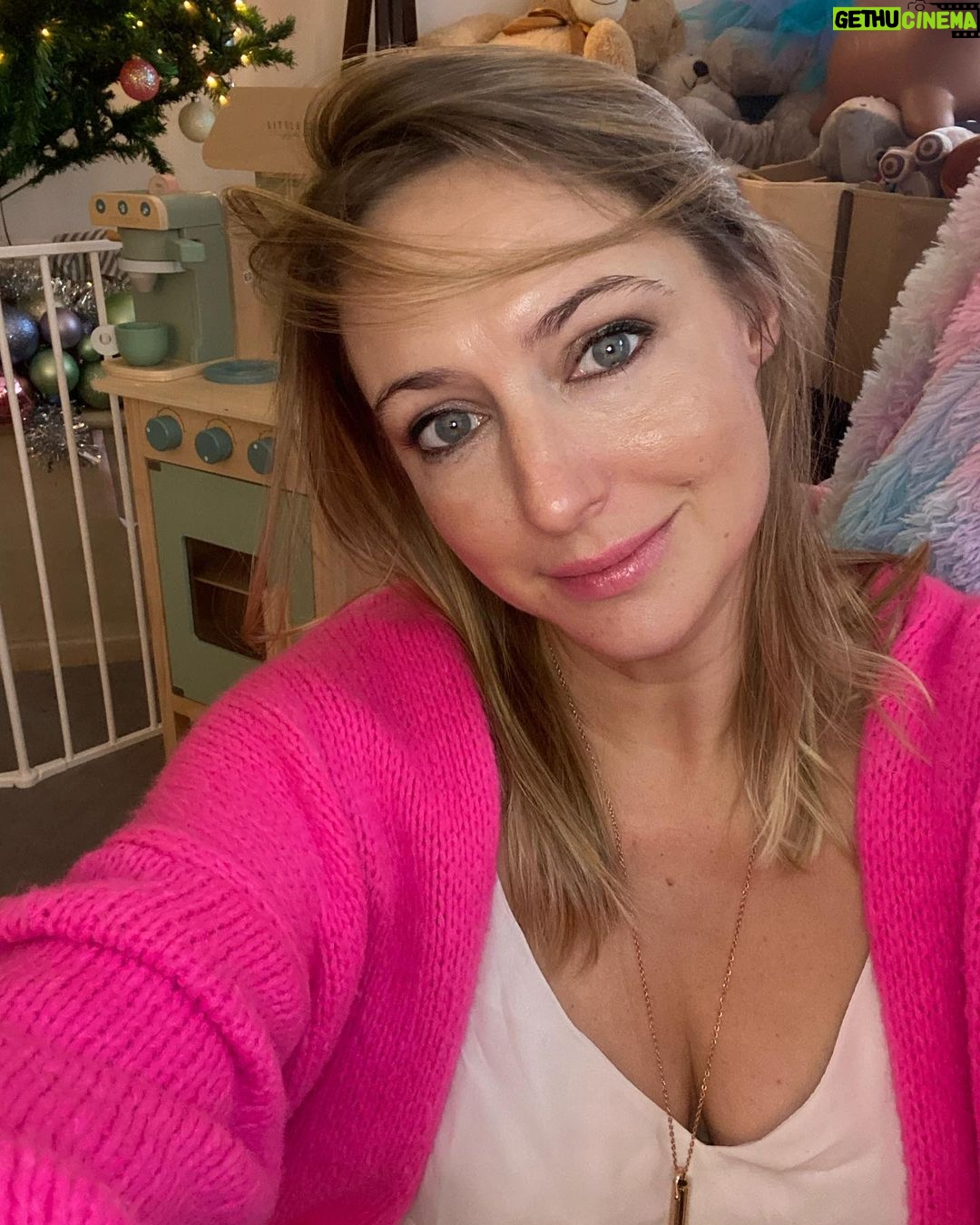 Ali Bastian - 1.1K Likes - Christmas Photo Dump!!! 🎄🎄🎄 We felt so incredibly lucky to be able to share Christmas with my family given the absolute hellish lottery of the Covid situation at the moment. D had one day off Panto so Christmas Day was just the three of us…. With my fam popping in and out the rest of the time and a lovely late night doorstep visit from my in-laws. ❤️
📸 1.Christmas Eve game starting strong.
2. My mum upping the Xmas ante by putting my child in a stocking.
3. Bella (my Mum’s dog) and Isla were inseparable. 4. Christmas Morning… my little early riser discovering her new kitchen! She makes a mean ‘cup of cino’ ☕️. 5. Getting a full Xmas dinner out of the oven by 12 so we could all eat together on Isla’s schedule meant we were all still in our pyjamas and no chance to run a brush through my hair or so much as stick on an eyeliner. It was chaos … but it was our chaos ❤️
6. … just because ❤️ . 7. Boxing Day … finally got some make up on and an ‘out fit’… David bought me a mini ring flash and I was trying to look cute… but just managed to look a bit dead eyed and weird 😂. 8. First time we ventured out of the house after living like hamsters for three days 🐹😂. 9. I LOVE this pic that my mum took and sent to me… I didn’t know it existed. It’s quite emotional to see myself looking so happy and relaxed. Isla has multiple allergies and weaning was a white knuckle ride. For a long time just setting foot in the kitchen I was on absolute red alert. This captures my baby enjoying her food and the simple joy that brings. It makes me realise how far we have come.
10. Merry Christmas ❤️🎄🌟