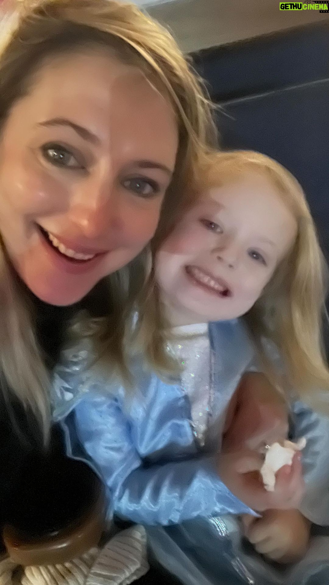 Ali Bastian Instagram - Went to @disneyonice with my little fam and godson yesterday. What a show!! Just what we all needed. Came out smiling from ear to ear. Thanks so much for having us @jakkidoodles ♥️. #iceskating #disney #dance #magic #presstrip ♥️