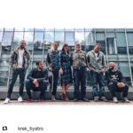 Alican YÃ¼cesoy Instagram - #Repost @krek_tiyatro with @get_repost ・・・ Yeni oyun “Dünyada Karşılaşmış Gibi” Kasım’da Volkswagen Arena’da başlıyor. Yazan ve Yöneten: Berkun Oya Yapımcı: Nisan Ceren Göknel Oyuncular (alfabetik sırayla) : Alican Yücesoy Defne Kayalar Fatih Artman Okan Yalabık Öner Erkan Serkan Keskin Settar Tanrıöğen Sahne Tasarım: Berkun Oya Işık: Cem Yılmazer Dekor Uygulama: Muhtar Pattabanoğlu Prodüksiyon Sorumlusu: Evrim Zeybek Proje Asistanı: İrem Avcı Teknik Sorumlu: Emrah Altıntoprak Ses Tasarım ve Uygulama: Hakan Atmaca @krek_tiyatro @vwarena @zeybekevrim @daykonis @muhbirs @ikildum @emrahaltintoprak @rockthathouse #krek #krektiyatro #krektiyatrotoplulugu #volkswagenarena #vwaren #alicanyucesoy #defnekayalar #fatihartman #okanyalabik #onererkan #serkankeskin #settartanriogen #berkunoya #nisancerengoknel