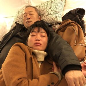 Alice Lee Instagram - Then and now 😂 #happyfathersday to the coolest, funniest, strongest, smartest guy I know. And to all the dads out there, here and above. I feel lucky and grateful and blessed to be my dad’s daughter every day. 사랑해 아부지!! ㅋㅋㅋ