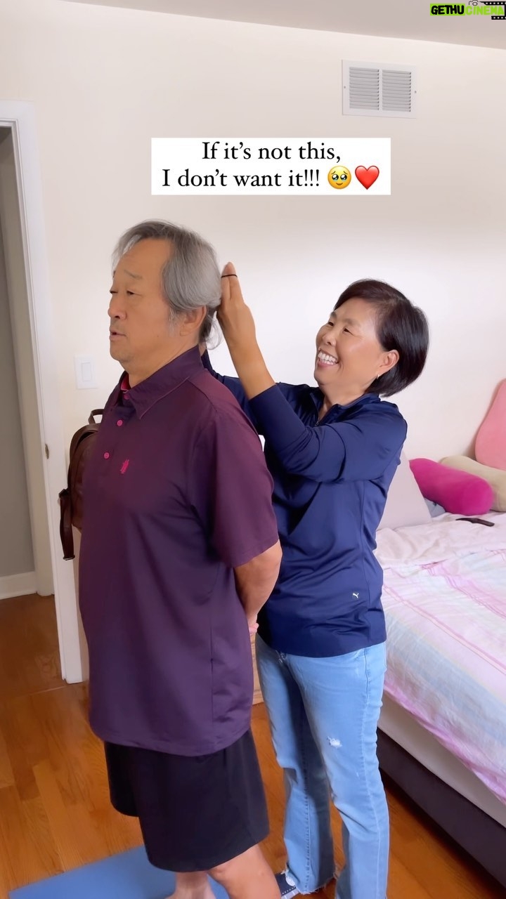 Alice Lee Instagram - Happy anniversary to my cutie pie parents!!! 🫶🏼❤️🫰🏼 #couplegoals #천생연분 #ponytail #happyanniversary