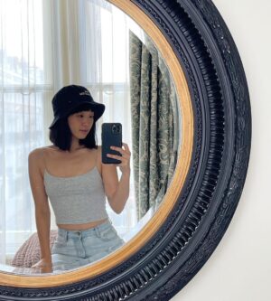 Alice Lee Instagram - SNIPSNIP CHOPCHOP 💇🏻‍♀️ #bob #shorthair

Fresh cut by @mrharrypayne at @georgenorthwood 🙏🏼