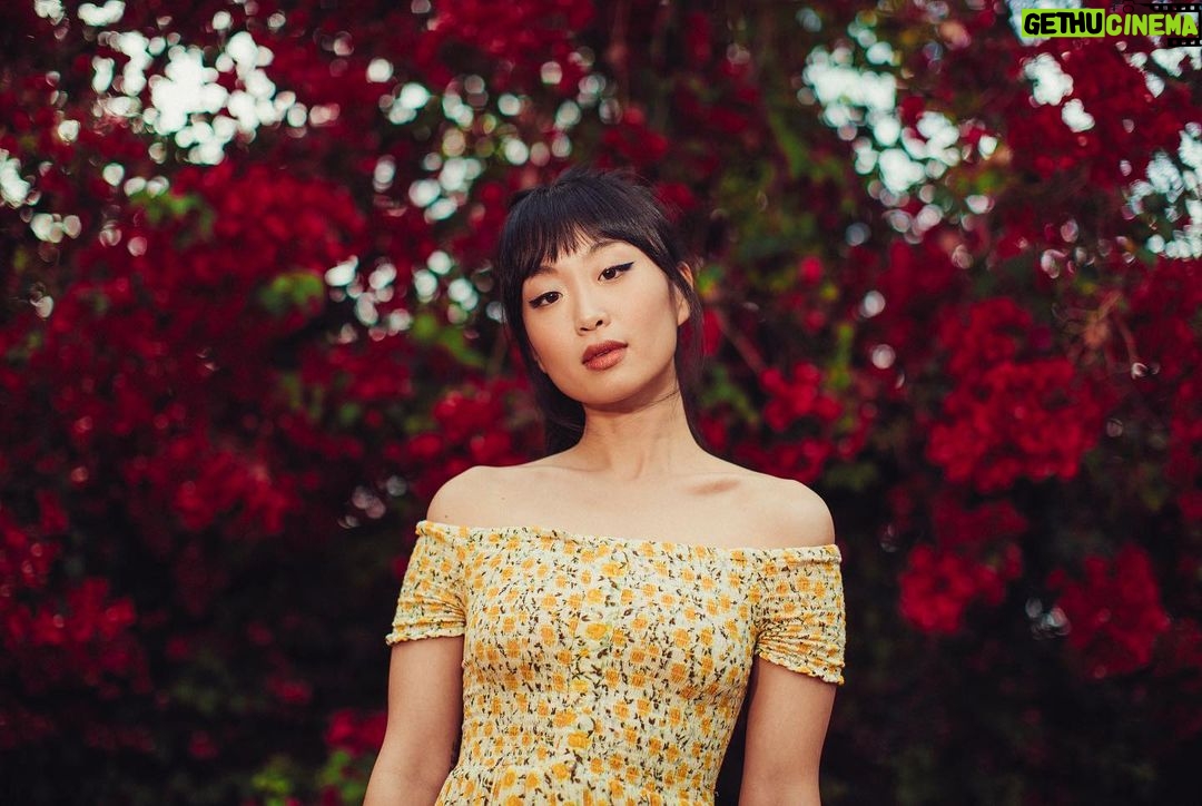 Alice Lee - 2K Likes - Springtime baby 🌺 time to fucking bloom