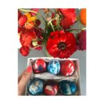 Alice Levine Instagram - Found this picture (from this time 3 years ago when @rosynicholas painted these gorgeous eggs for me) and it really made me smile 🥚 💓🥚 💓🥚