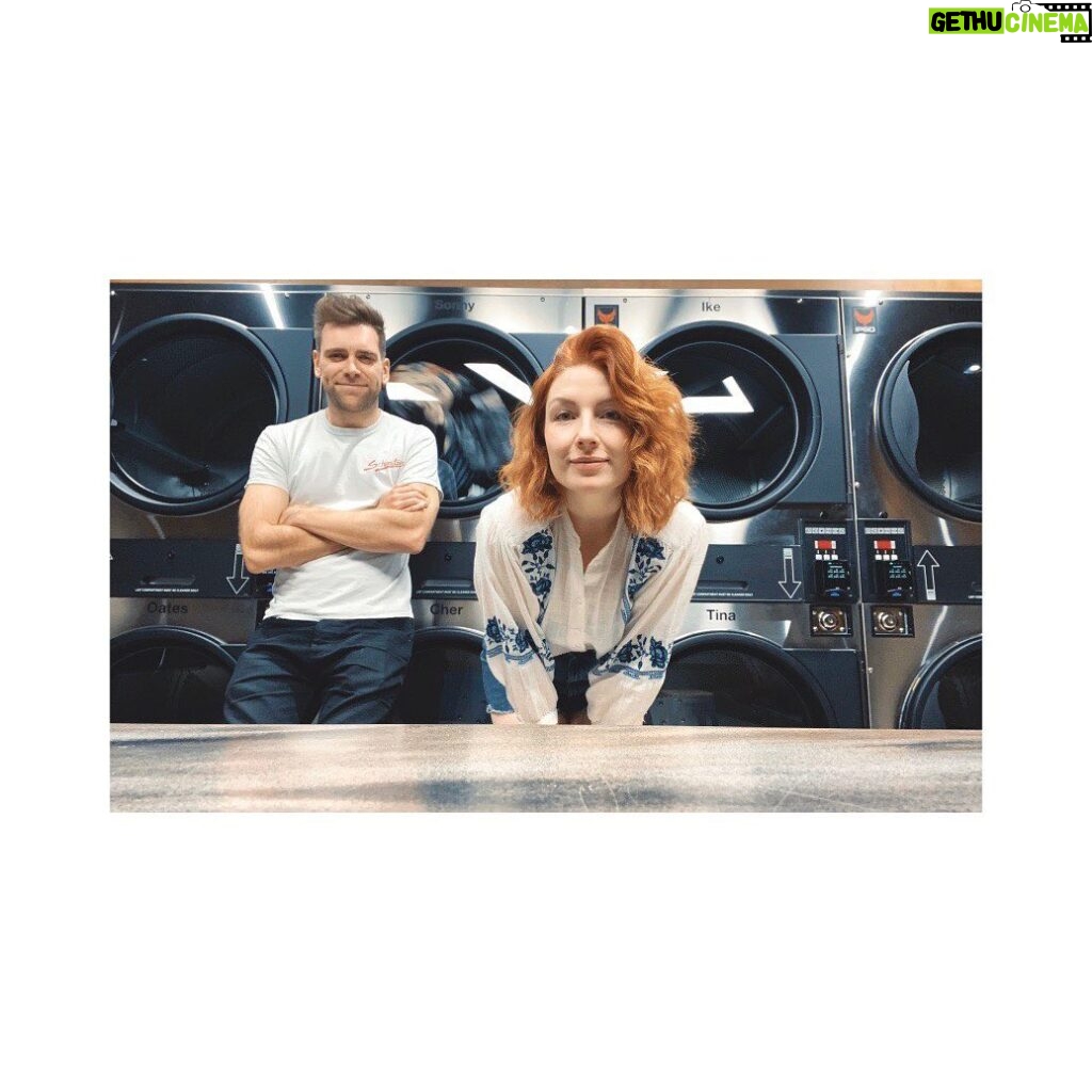 Alice Levine Instagram - “Bet Lizzo isn’t washing her P.E. kit on her night off on tour” - @coopdloop who treated us to a 20 minute tumble, what a guy. Also, the machines were named after famous duos. We went Sonny & Cher because Hall (of &Oates) was temperamental. Sorry @dopalu 🧺