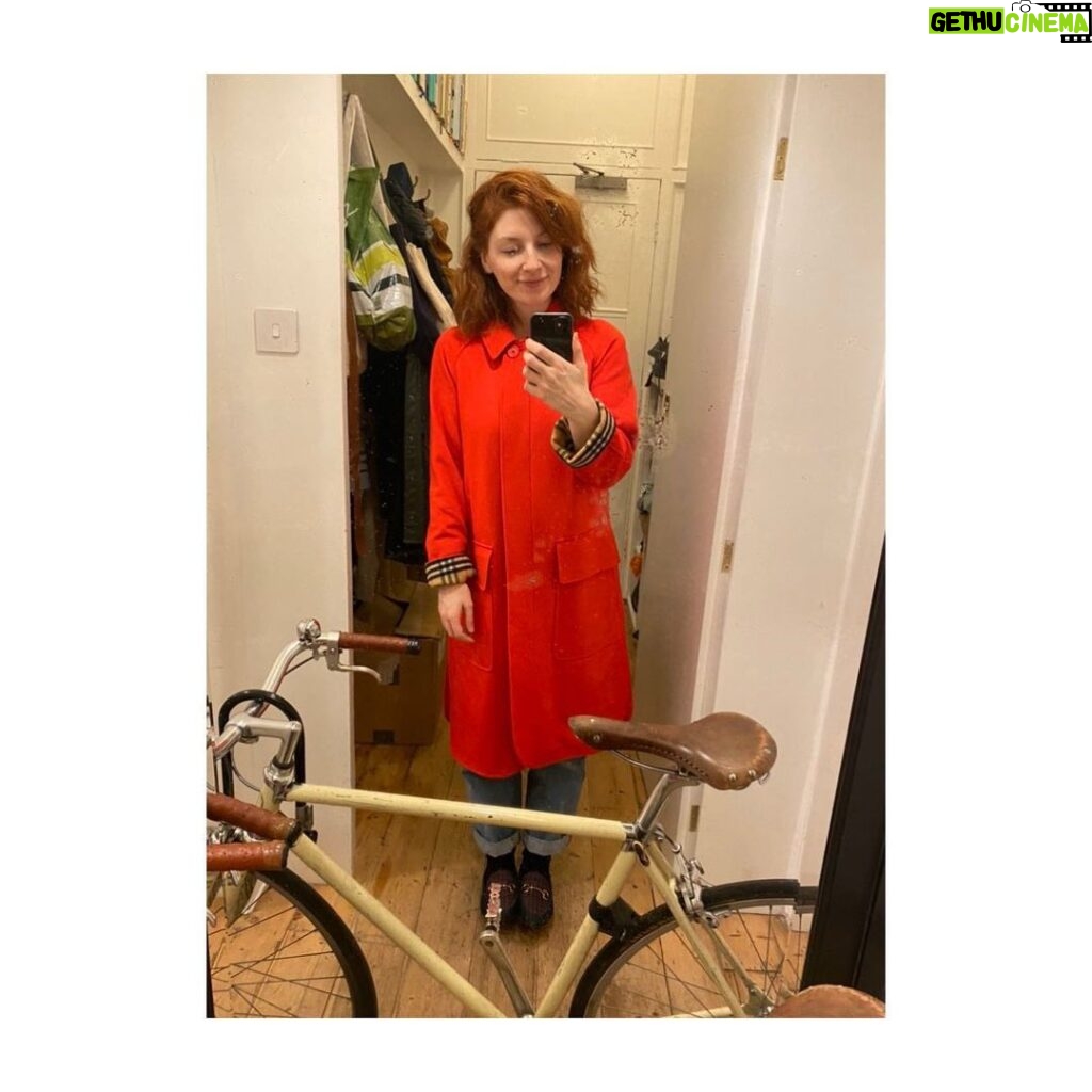 Alice Levine Instagram - UPDATE: We just found both our bikes on gumtree and mine is sold but one is still there. If you bought a cream bike today in Whitechapel please DM me! Will buy it from you and shower you in love and affection. Weird Marley & Me style montage to say goodbye and thanks to the best bike in the world. Can’t believe someone stole it, even though it was inside my building. @jameskennedycb you made me such a lovely one which I just remembered I bought for myself as a birthday present (maybe about 6 years ago?!). It’s done me proud. I needed it to get to work so anyone who knows of any nice bike companies (preferably East or Central so I can walk there...violins) who are still operating and selling bikes please let me know. 💓 🚲 🚲 🚲
