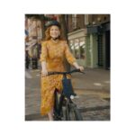 Alice Levine Instagram - I headed down to @7dialslondon to discover more about shopping with purpose and how to try to be more sustainable - showcasing brands that care and execute this in the way they source and produce. Check it out for yourself! #AD @nealsyardremedies @freshbeauty @millerharris @finisterreuk @vanmoof @lestrangelondon @experimentalperfumeclub @away @goldsmithvintage Visit sevendials.co.uk find out more