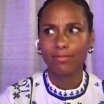 Alicia Keys Instagram – I’m finally to a place where I’m comfortable expressing myself however I want💅🏾 NOBODY can tell me how to do me!
On this @keyssoulcare Sunday, honoring growth, evolution and becoming our best selves everyday 🥂✨💜