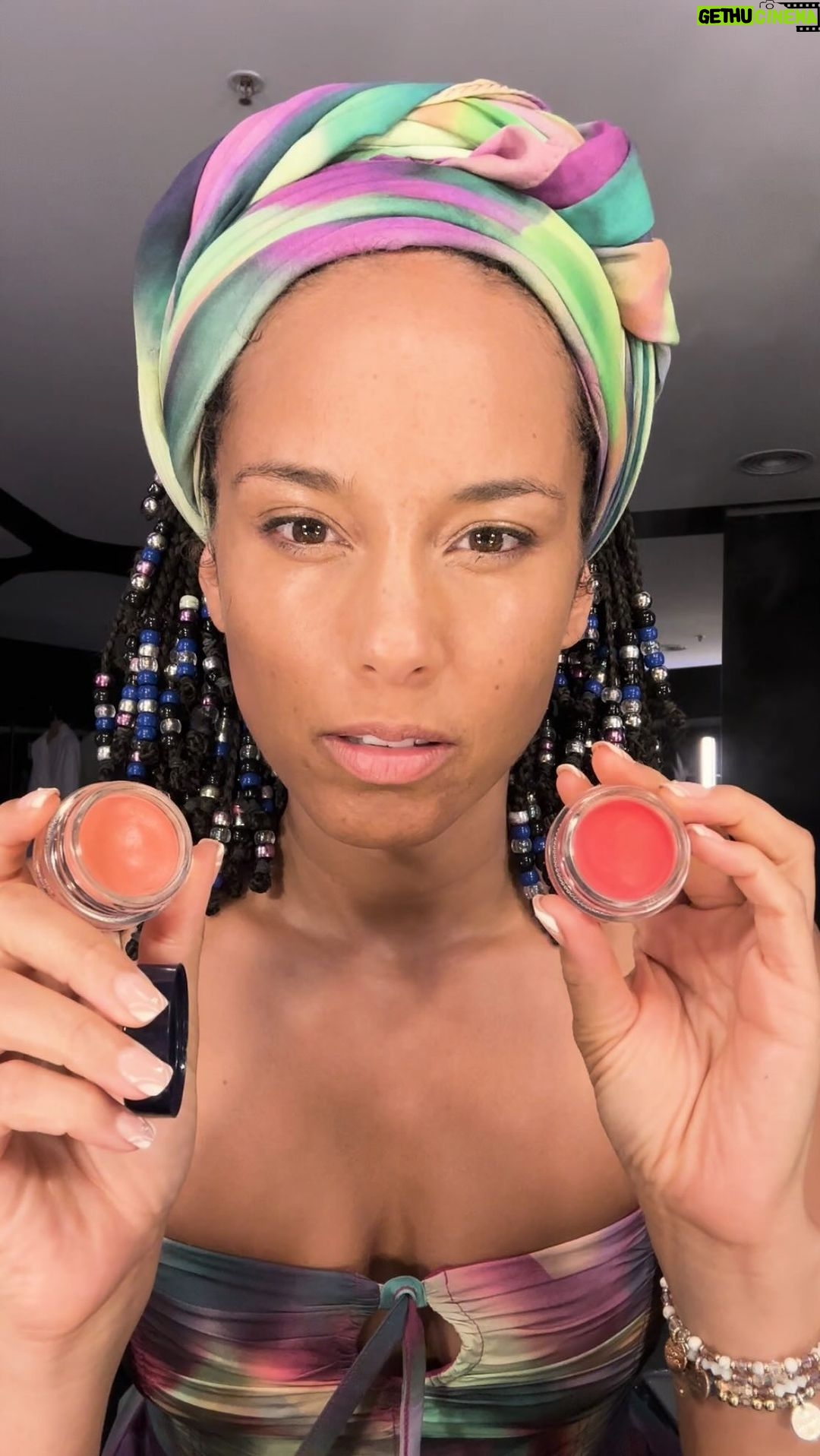 Alicia Keys Instagram - Choose your own path!! Only YOU know whatโs right for you. How are you wanting to vibrate today? This @Keyssoulcare cheek tint gives me life!! ๐๐๐It also has sunflower seed oil that moisturizes and nourishes.
