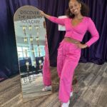 Alicia Keys Instagram – July has been good to me so far ☺️

NEW YORK I’m coming home tomorrow night!!! @barclayscenter!!!!!

Side note: Keys To The Summer tour merch is craazzzyyyyyy!!!!! Big love to @awakenewyorkclothing and @kool.kiy