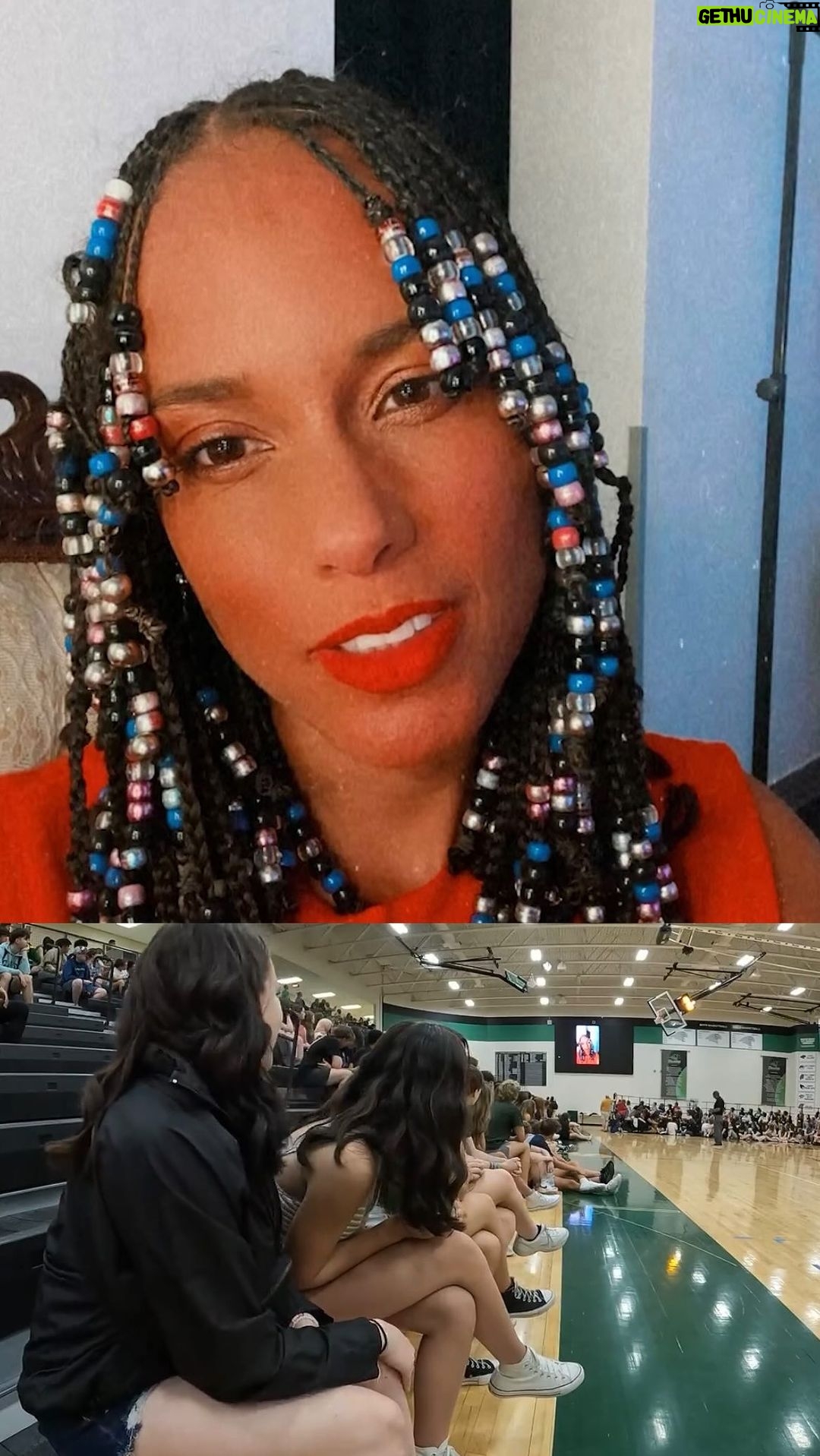 Alicia Keys Instagram - So inspired by every one of you!!! The strength and solidarity you showed for your classmate, Ralph Yarl is what itβs all about!!! I hope our brother Ralph is healing and getting better!! We destroy hate with love! Keep being light bringers! Canβt wait to get lost in the music with you on July 21st πππ Big love to my brother Jay and @rocnation ππππππππππππ