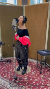 Alicia Keys Instagram - The countdown is on Latin America. I’m getting ready for you 💜💜💜