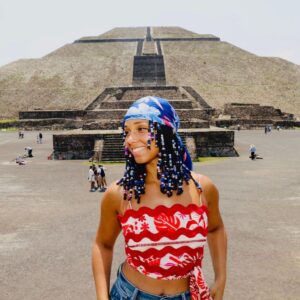Alicia Keys Instagram - 📍Mexico, you’re already taking my breath away. Mexico City, I can’t wait to celebrate with you tonight!!! 😘🥰