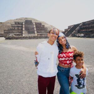 Alicia Keys Instagram - 📍Mexico, you’re already taking my breath away. Mexico City, I can’t wait to celebrate with you tonight!!! 😘🥰