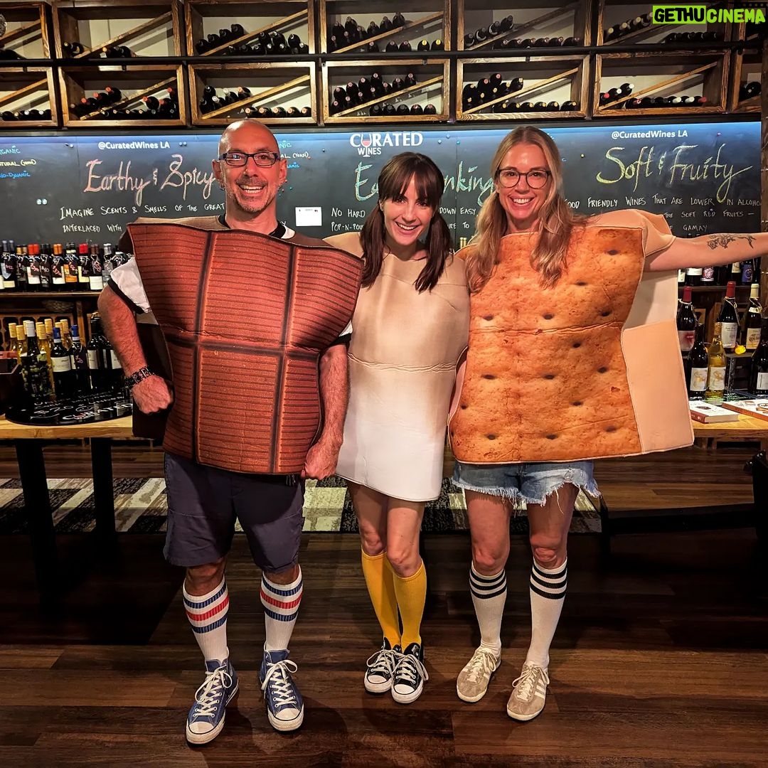 Alison Haislip Instagram - Come get s'more wine at @curatedwinesla for the rest of your Halloween weekend! Get it? S'more? Cause we're a s'more? Yup...I'm a friggin marshmallow. #halloween #wines #smores Curated Wines LA